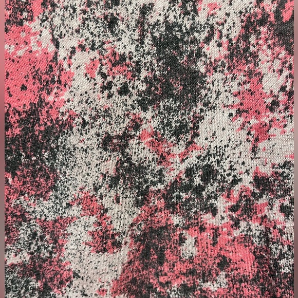 NWT-Men's Eco-Jersey Shirttail Printed T-Shirt
ALTERNATIVE sz.M - Picture 5 of 5